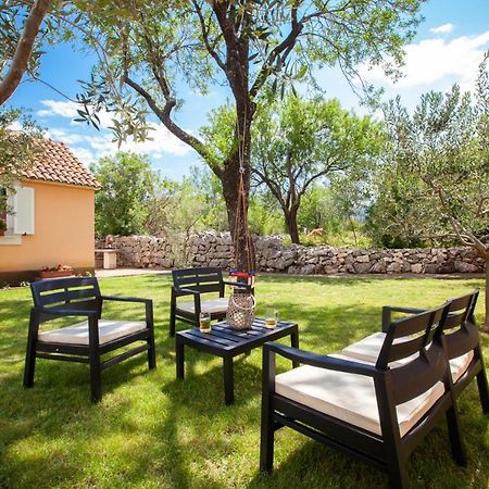 Kvasina Apartments Zadvarje Dış mekan fotoğraf