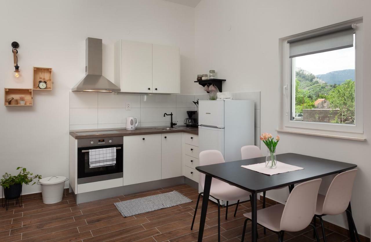 Kvasina Apartments Zadvarje Dış mekan fotoğraf