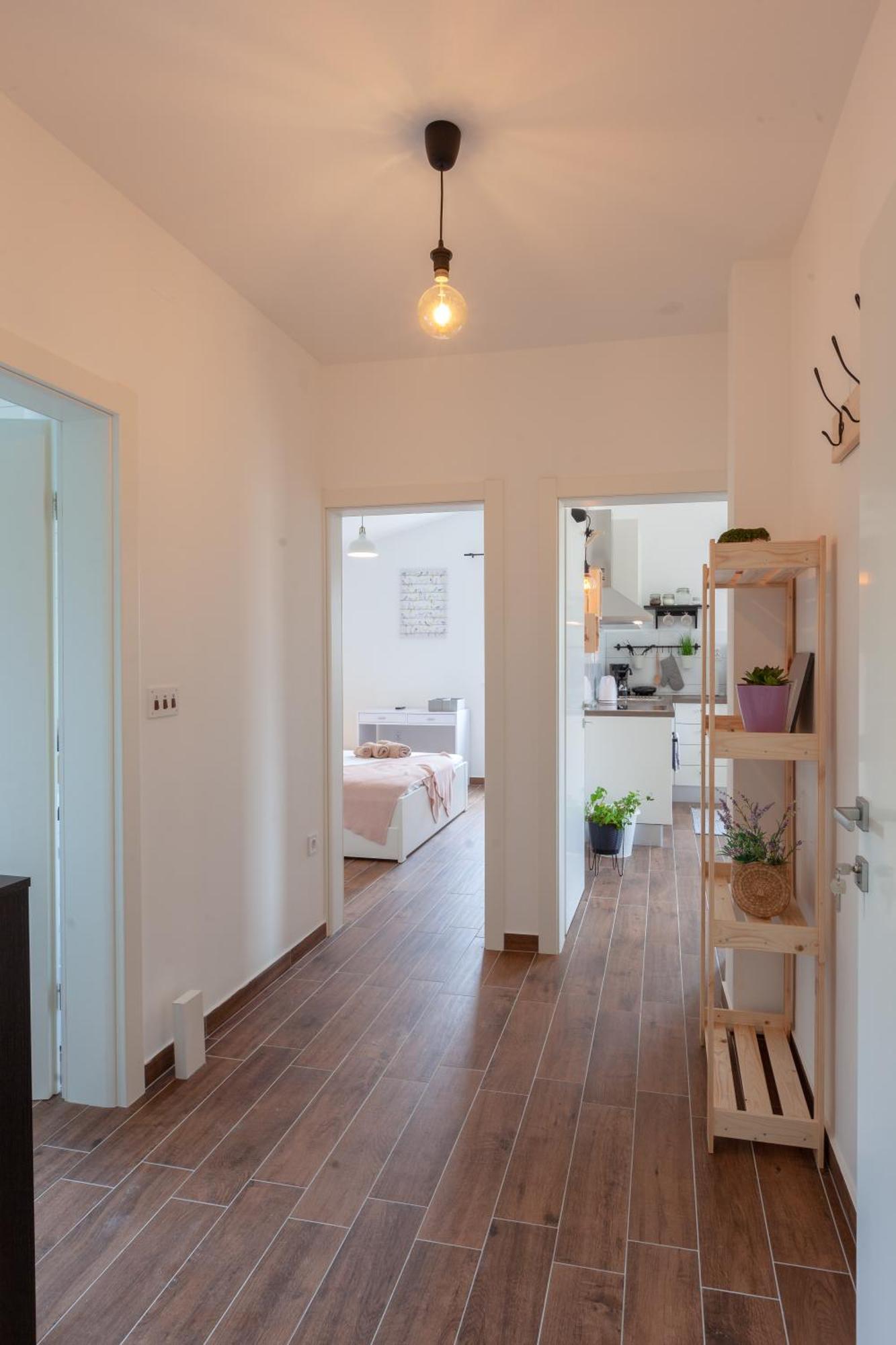 Kvasina Apartments Zadvarje Dış mekan fotoğraf